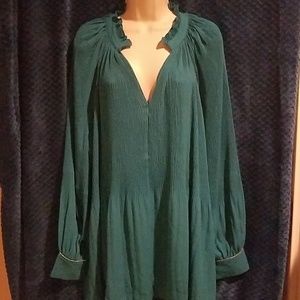 Limited flowy blouse